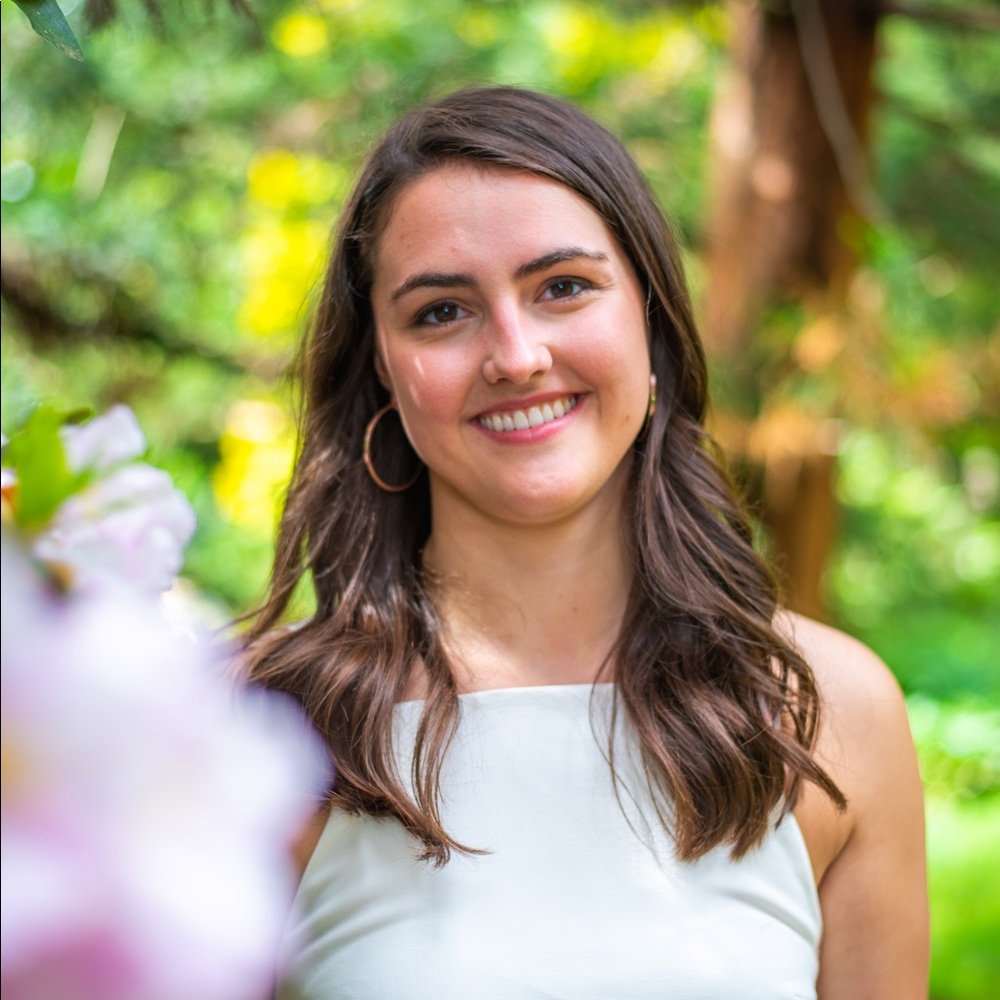 Meet your Posher, Christina